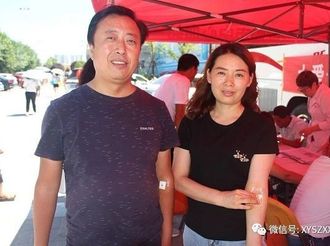 夫妻携手无偿献血奉献爱心