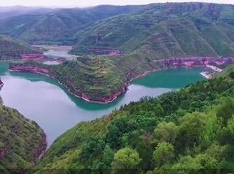 【西部国际商贸城·微视频大赛作品175】航拍烟雨中的柏岭寺水库