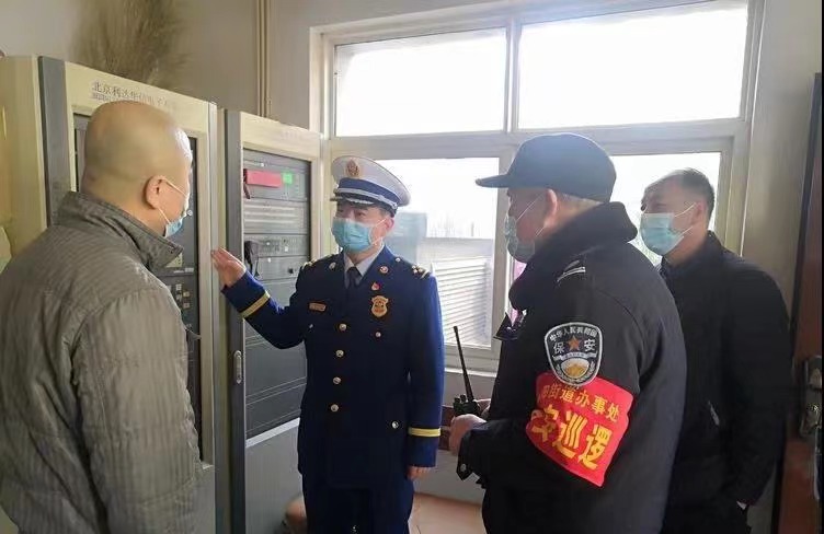 防患于未“燃”——渭城区消防救援大队开展消防宣传检查