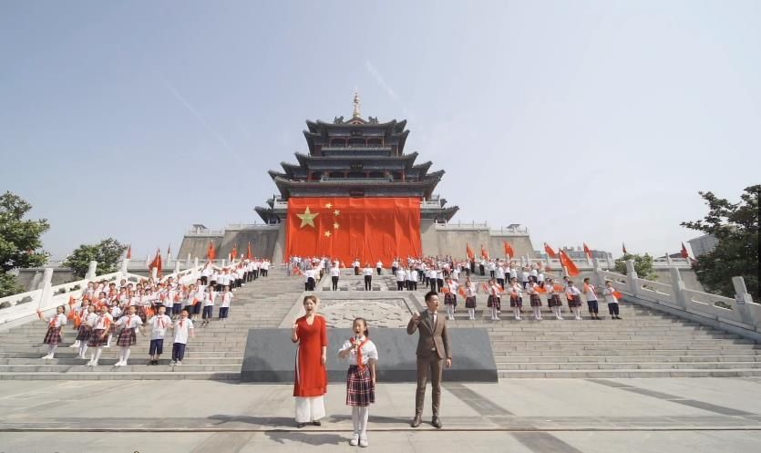 咸陽(yáng)渭城紅歌快閃 喜迎建黨100周年