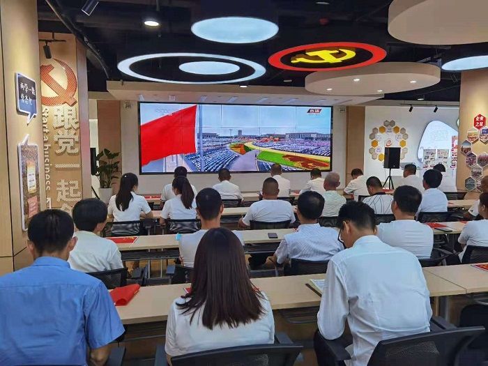 【我在现场】咸阳：社区居民收看庆祝中国共产党成立100周年大会实况转播引起强烈反响