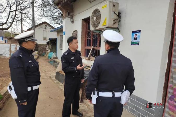 彬州：“一村一交警” 筑牢农村道路交通安全防线