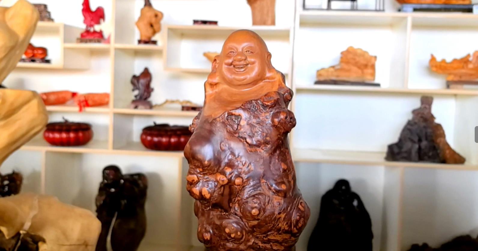 【视频】彬州市：雕刻工艺让“朽木”生“花”