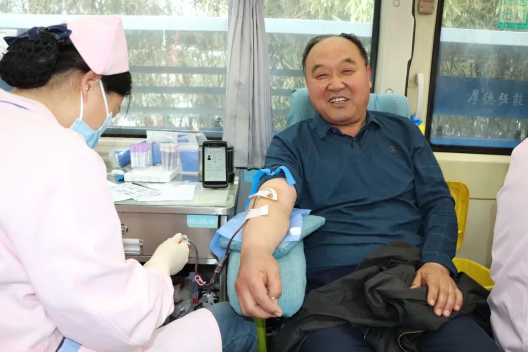 咸阳职院董超群：令人尊重的献血英雄