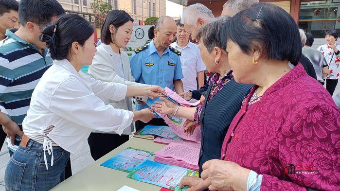 興平開展六五環境日宣傳活動