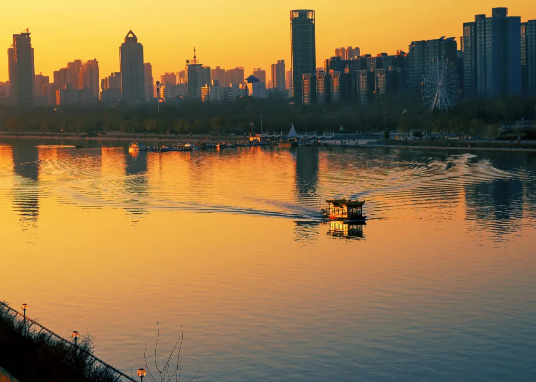 秦风十里 咸阳等你丨“缤纷夏日 湖畔有约” 咸阳湖畔音乐会来啦！