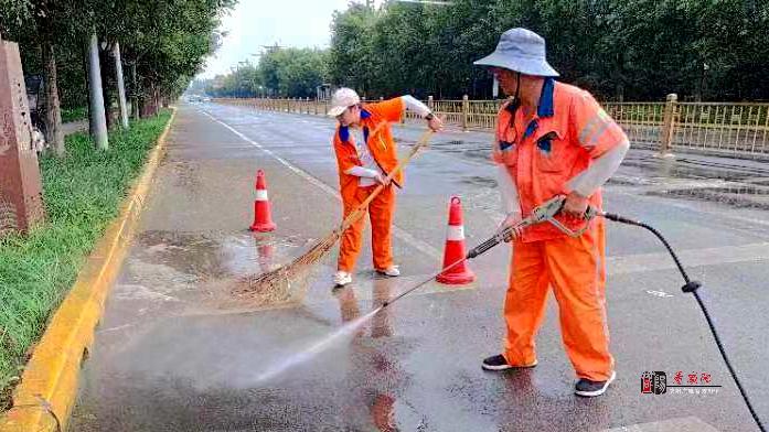 涇陽(yáng)：環(huán)衛(wèi)工人用汗水擦亮城市“顏值”