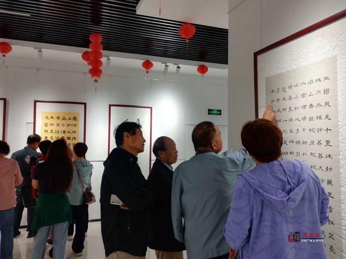 兴平市举行庆祝新中国成立75周年书画展