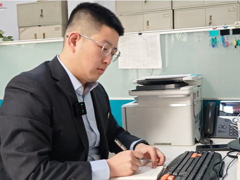 【視頻】咸陽因你而美|任奕臣：用心用情服務(wù)客戶 做企業(yè)信賴的金融伙伴