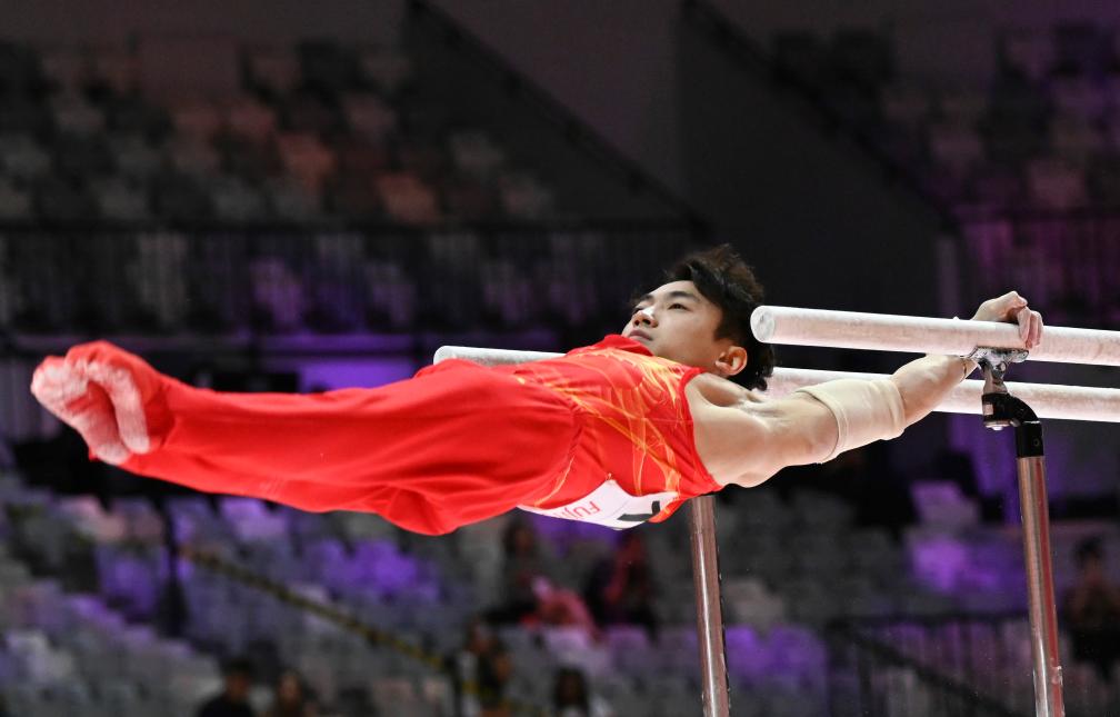 体操世锦赛：中国队3金1银3铜收官