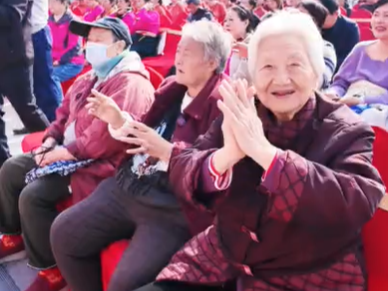 【视频】浓浓敬老情！渭城多彩重阳活动邀老年朋友共叙美好时光