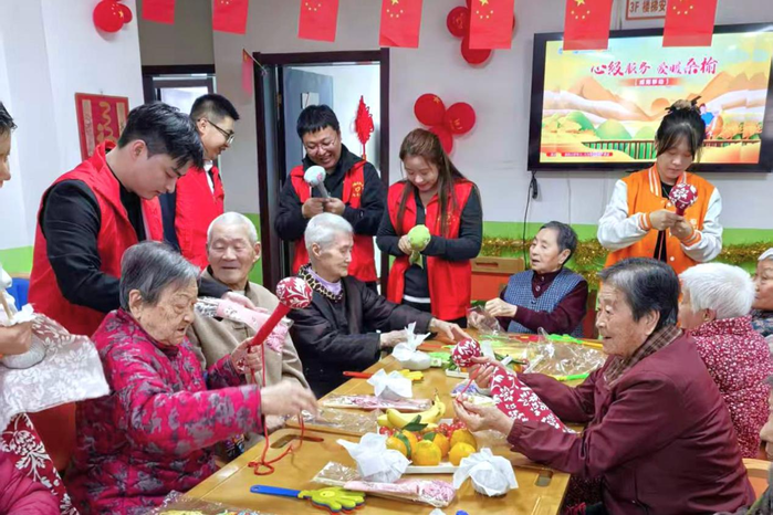 情暖重阳！ 咸阳移动“小棉袄”志愿服务守护银发“数字家园”