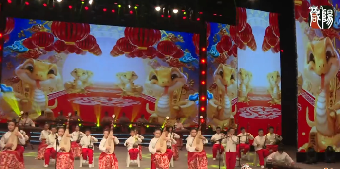 【视频】文化中国行 | 咸阳市2025年少儿春节联欢晚会——器乐合奏《金蛇狂舞》