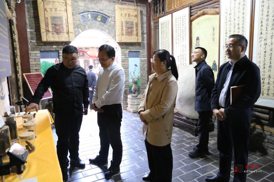 咸阳市食品药品检验检测中心到泾阳县调研茯茶产业发展工作
