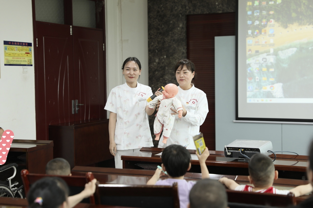 延安大学咸阳医院：关爱儿童健康 守护成长未来