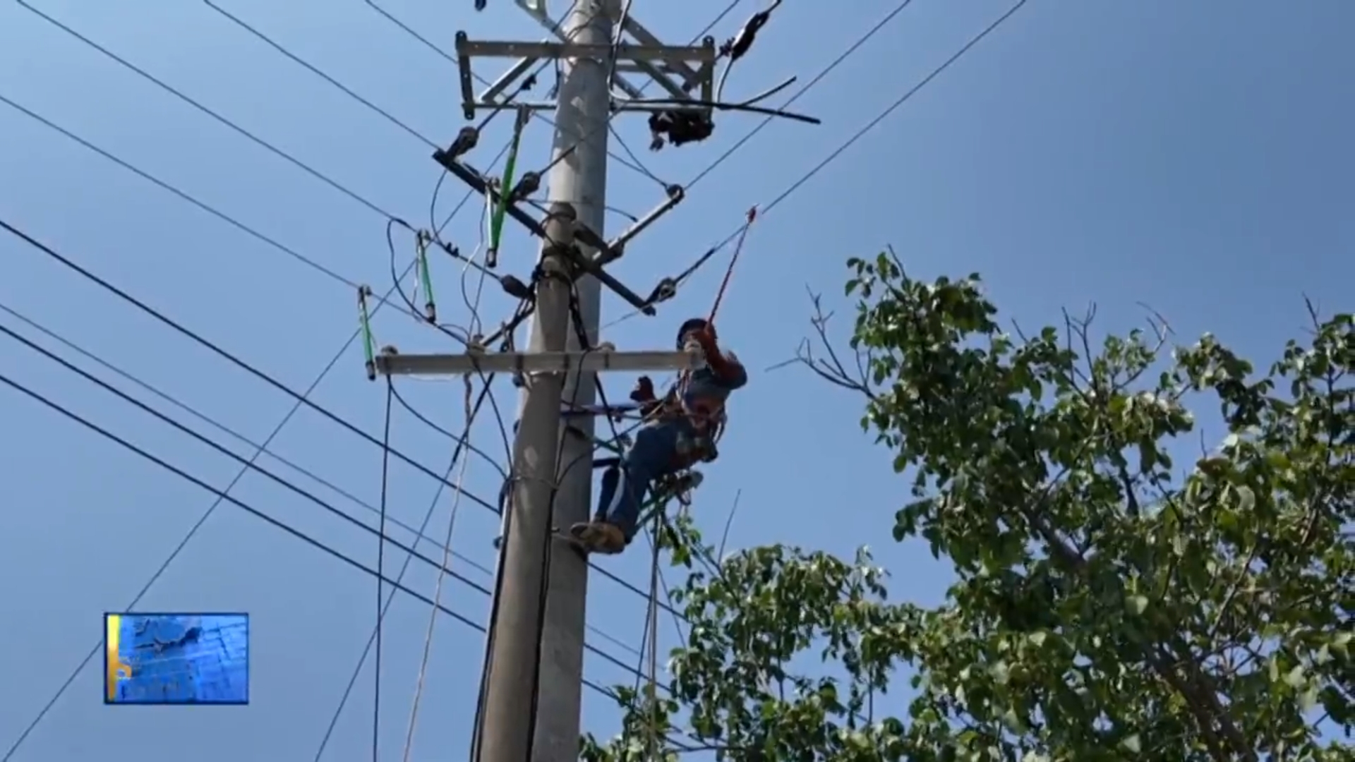 【视频新闻】我市各地多措并举积极应对高温天气  全力以赴稳生产...